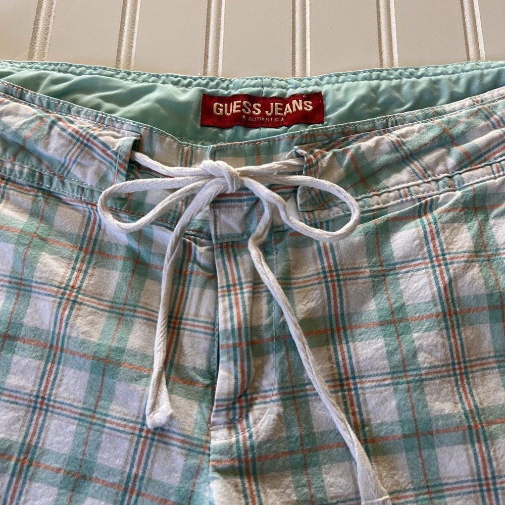 3/$25 Sale! Guess Jeans Women's Bermuda Shorts Size 29‎ White Teal Plaid - Picture 3 of 8